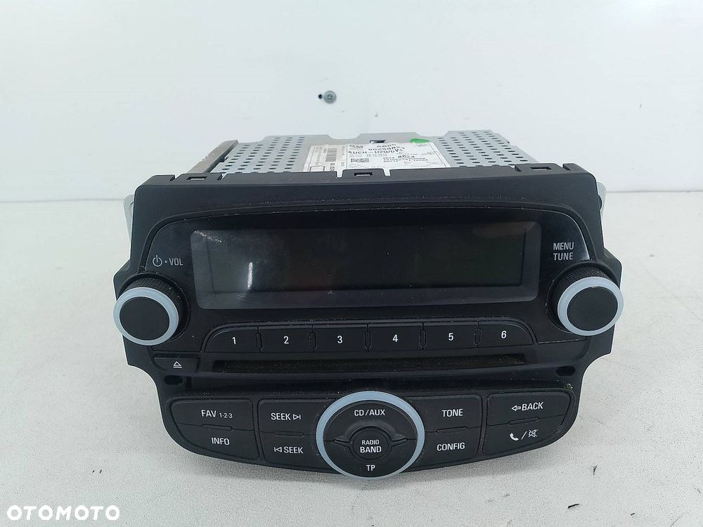 RADIO  CHEVROLET SPARK II 95298824  557799431 - 1