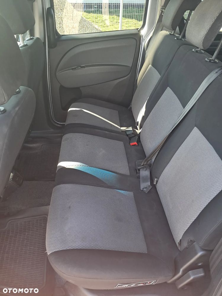 Fiat Doblo - 16