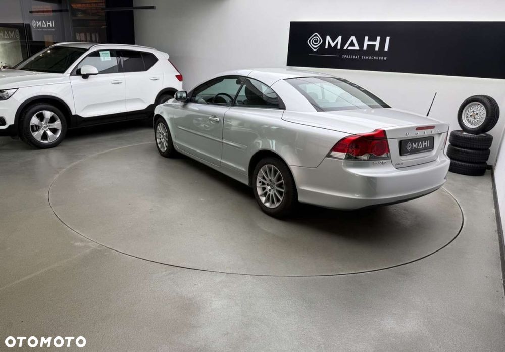 Volvo C70 - 9