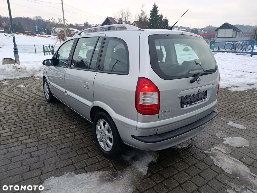 Opel Zafira 1.6 Edition - 10
