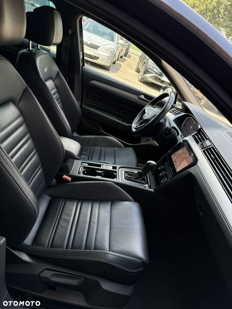 Volkswagen Passat - 18
