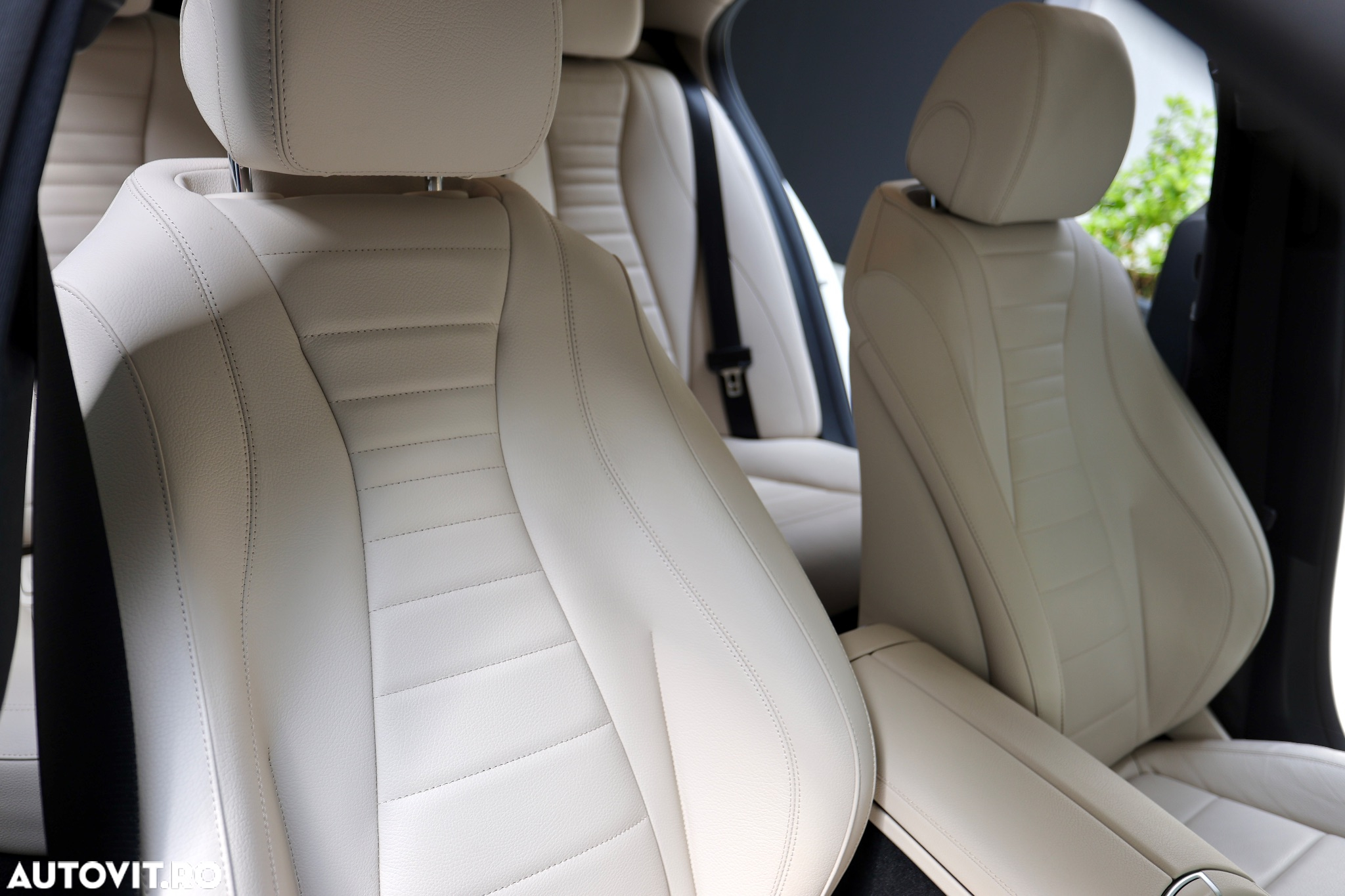 Mercedes-Benz E 300 9G-TRONIC Avantgarde - 20