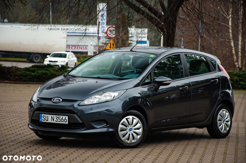 Ford Fiesta 1.4 Champions Edition - 11