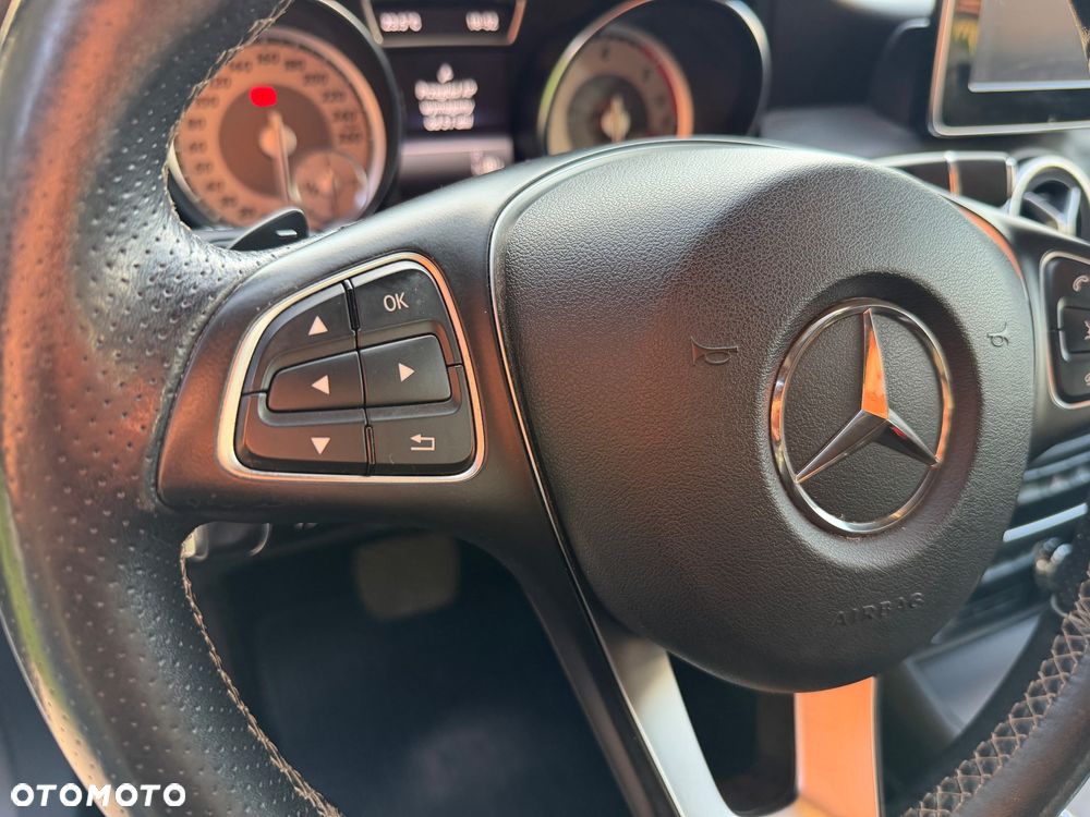 Mercedes-Benz CLA 200 d 7G-DCT - 22