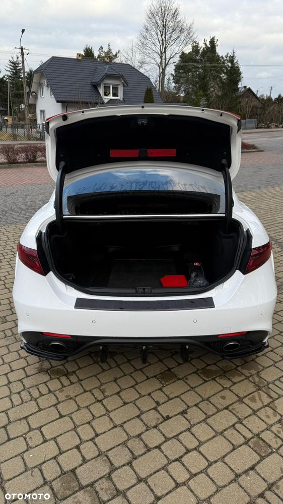 Alfa Romeo Giulia 2.0 Turbo Veloce Q4 - 25