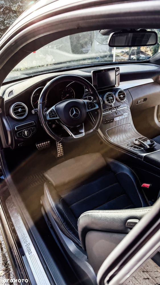 Mercedes-Benz Klasa C 200 4-Matic 9G-Tronic - 12