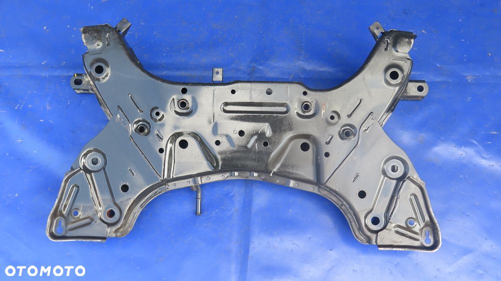 Sanki / wózek przedniego zawieszenia Kia Ceed II Hyundai i30 II - 3