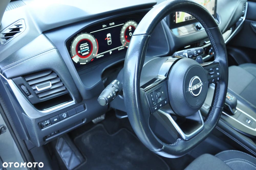 Nissan Qashqai 1.3 DIG-T mHEV N-Connecta Xtronic - 17
