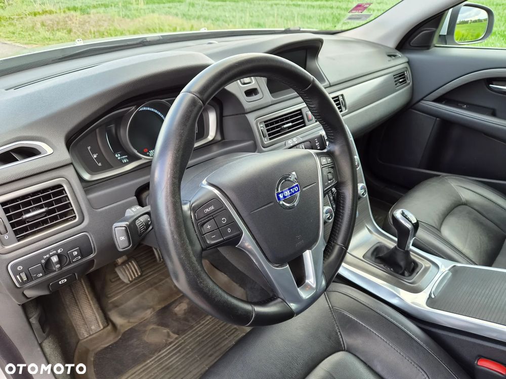 Volvo V70 D4 Drive-E Momentum - 36