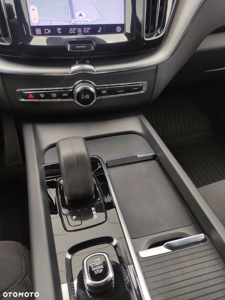 Volvo XC 60 T4 Momentum - 20