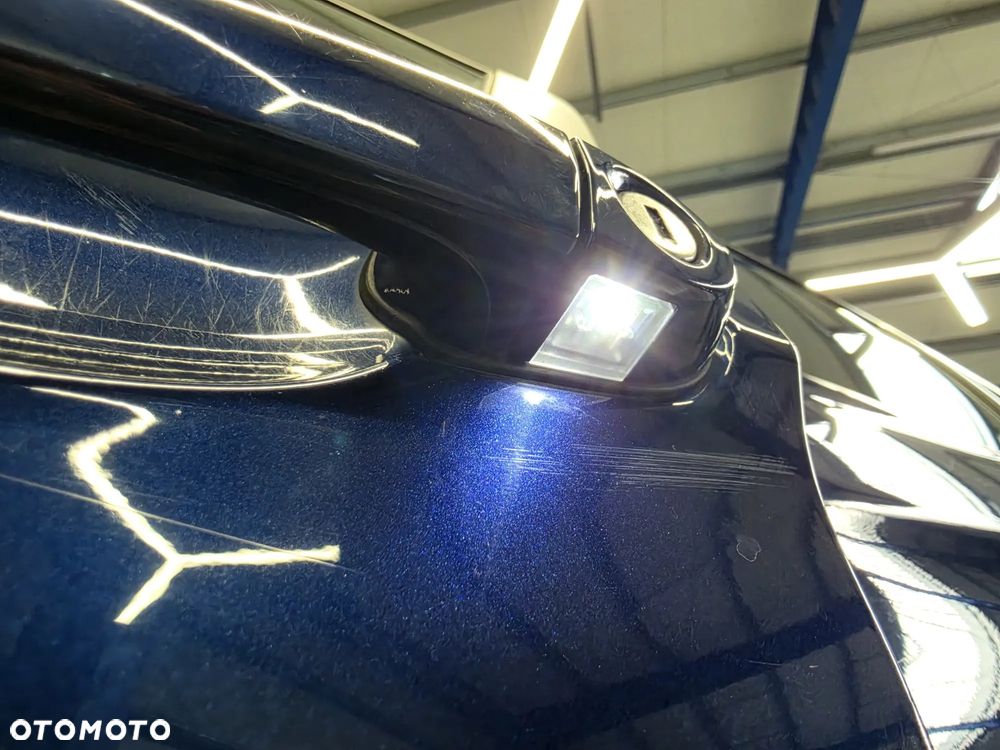 BMW Seria 3 318d Advantage - 24