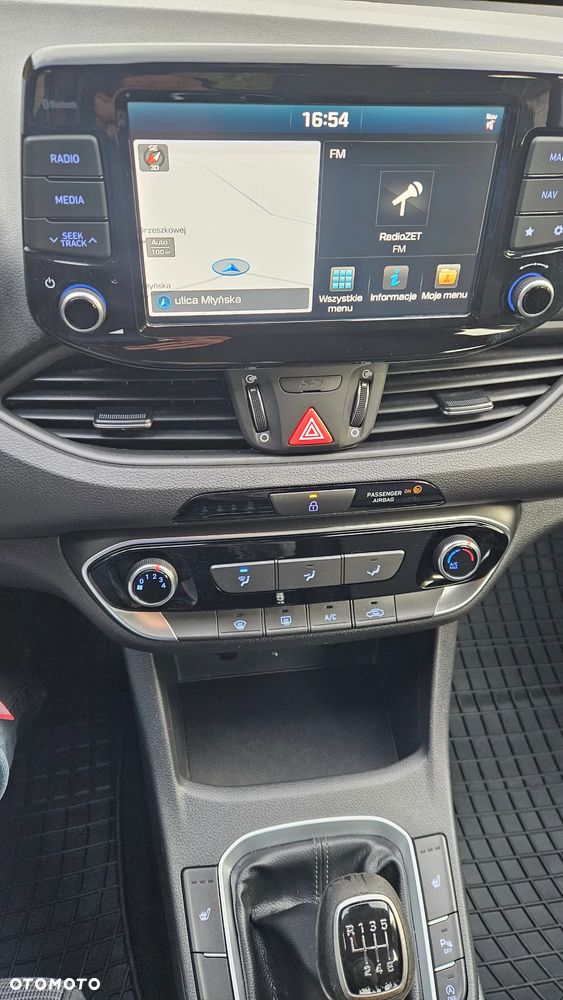 Hyundai i30 1.4 Trend - 20