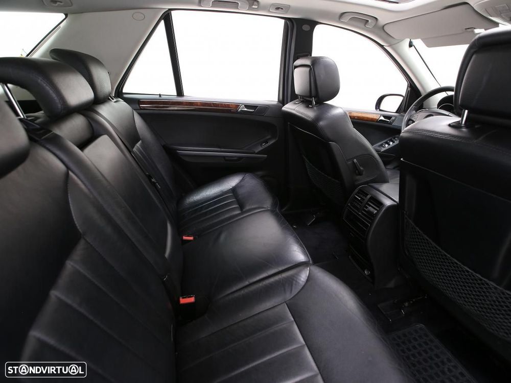 Mercedes-Benz ML 320 CDi - 11