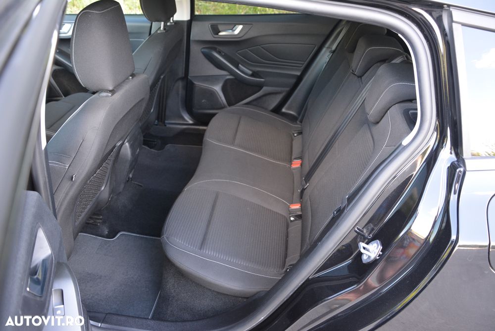Ford Focus 1.0 EcoBoost Hybrid TITANIUM X - 14