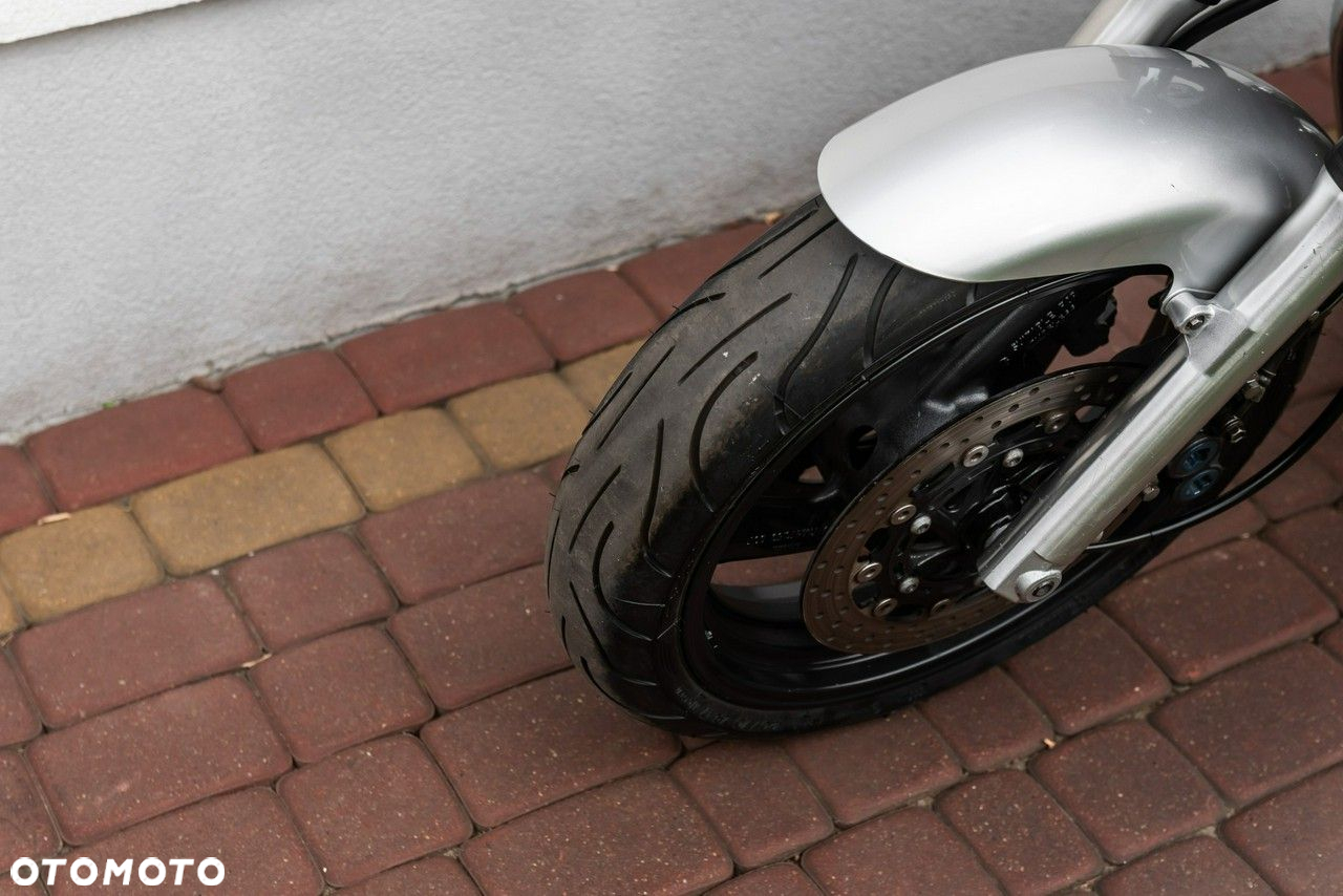 Yamaha XJR - 7