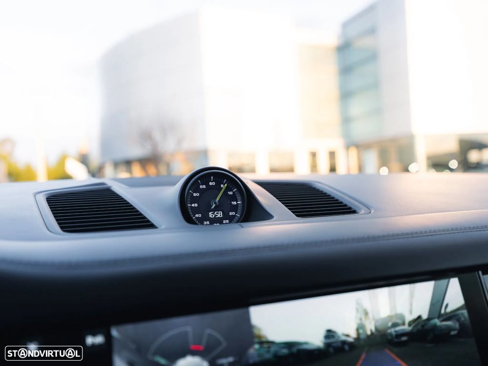 Porsche Cayenne Coupé Turbo S E-Hybrid - 15