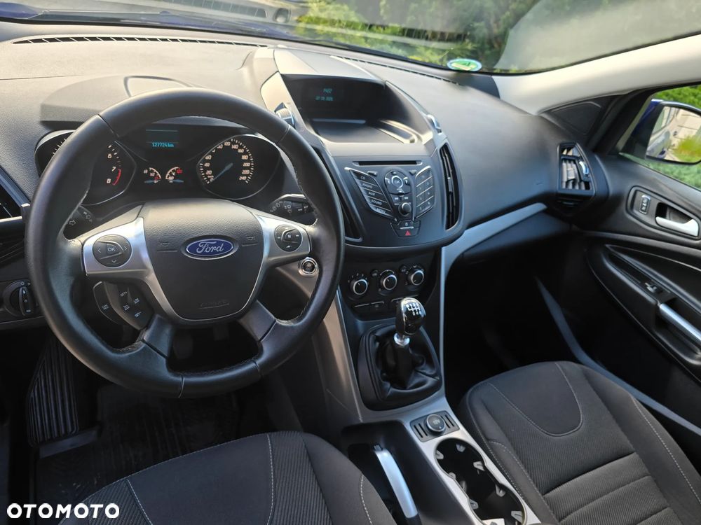 Ford Kuga 1.5 EcoBoost 2x4 Trend - 17