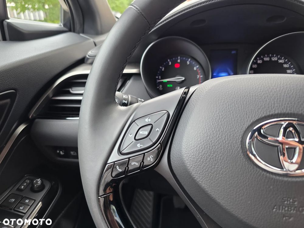 Toyota C-HR - 29