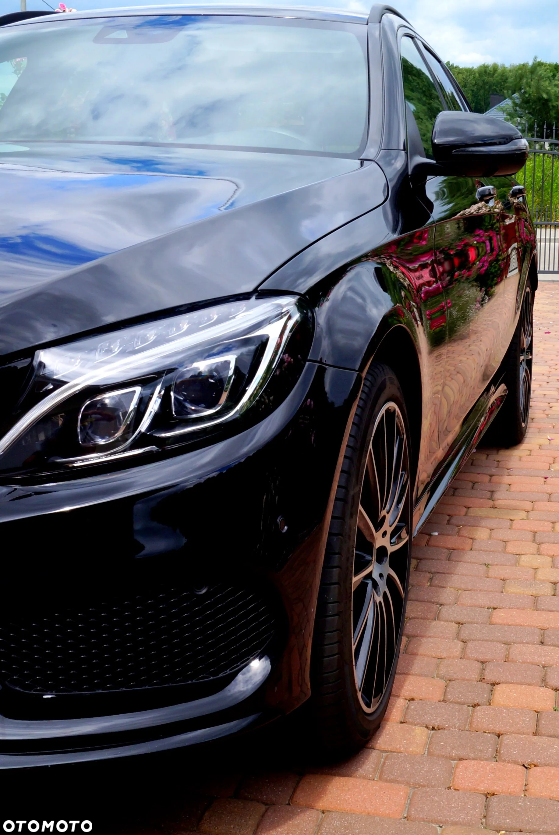 Mercedes-Benz Klasa C 250 d 4Matic T 9G-TRONIC AMG Line - 4