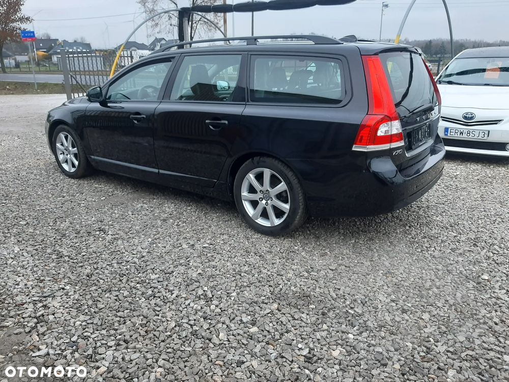 Volvo V70 D3 Summum - 4