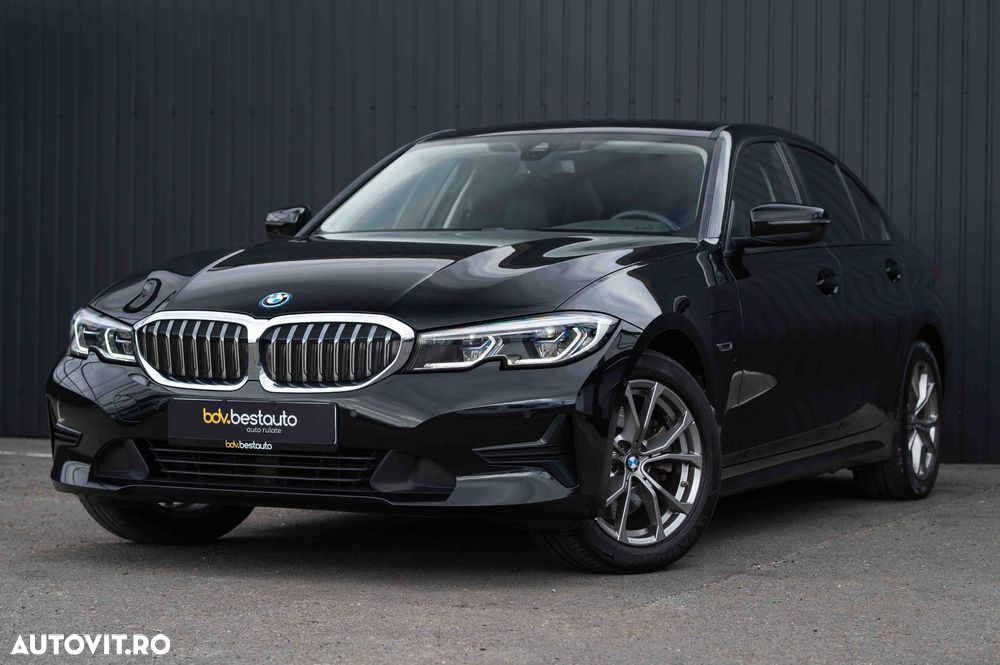 BMW Seria 3 320e AT PHEV - 37