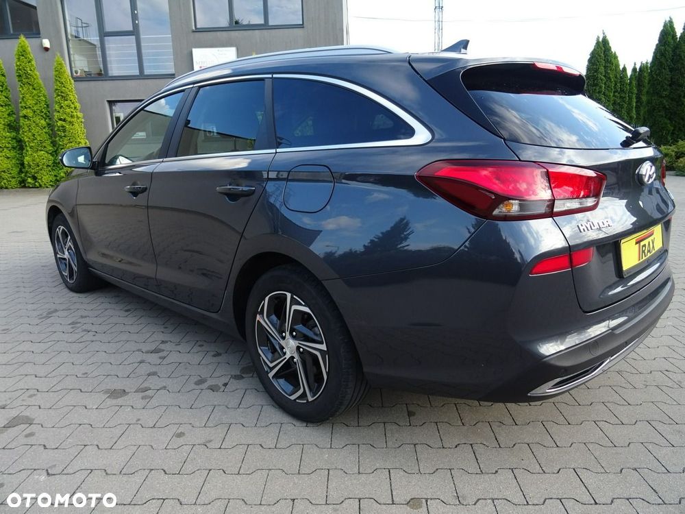 Hyundai i30 1.0 T-GDI Smart - 11