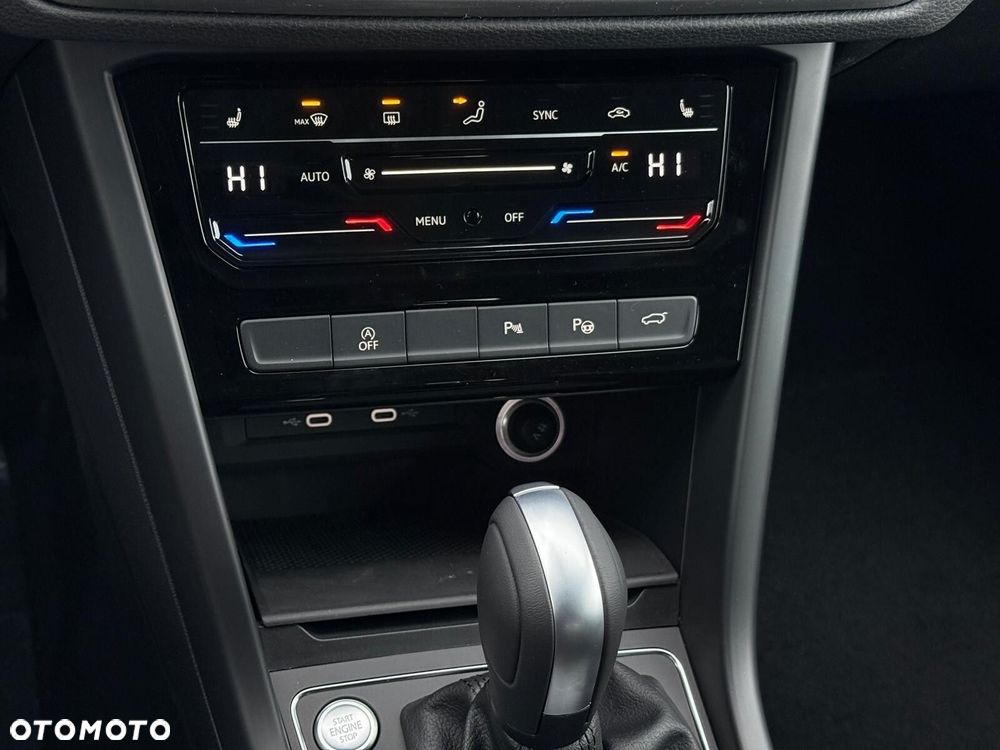 Volkswagen Touran 1.5 TSI EVO Comfortline Plus DSG - 12