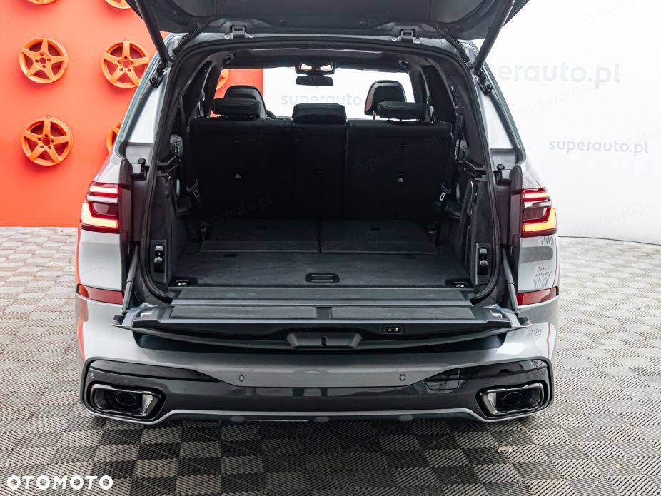 BMW X7 - 9