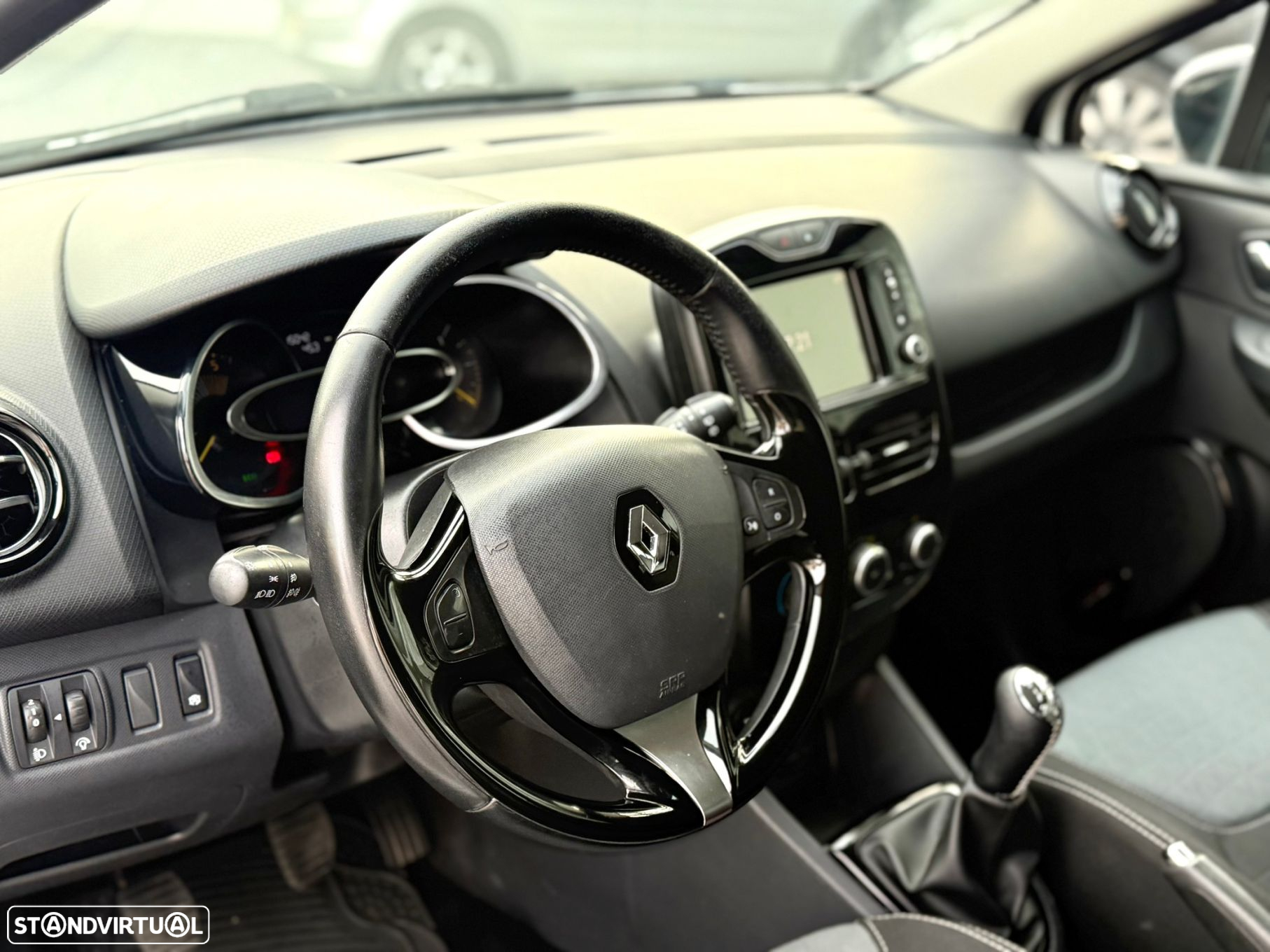 Renault Clio 1.5 dCi Limited - 4