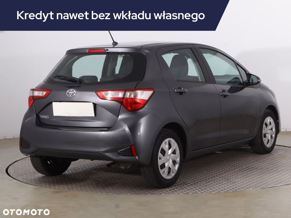 Toyota Yaris - 7