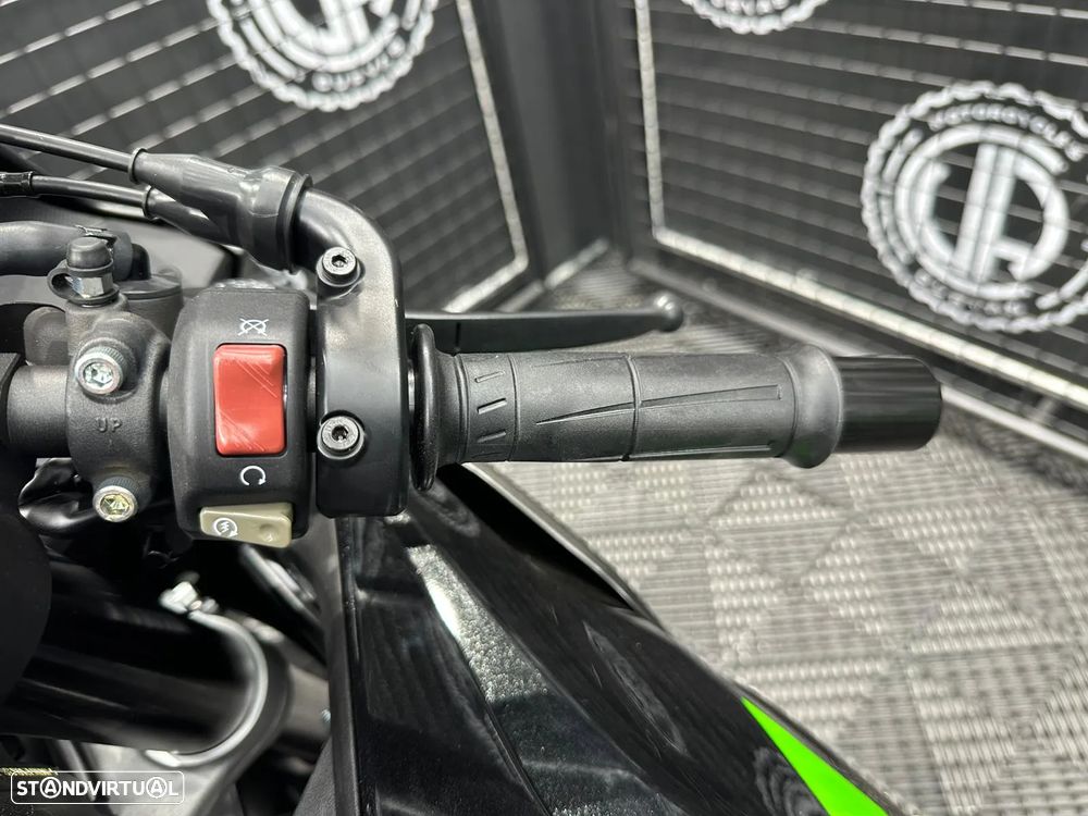 Kawasaki ZX 6R 2026 - 8