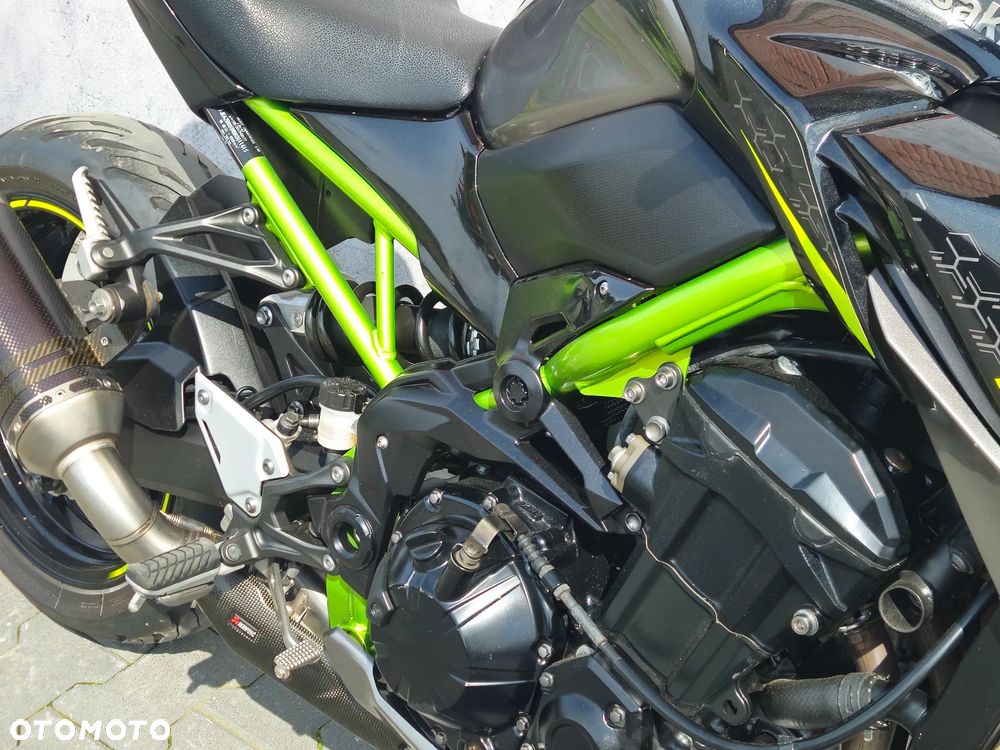 Kawasaki Z 900 - 21