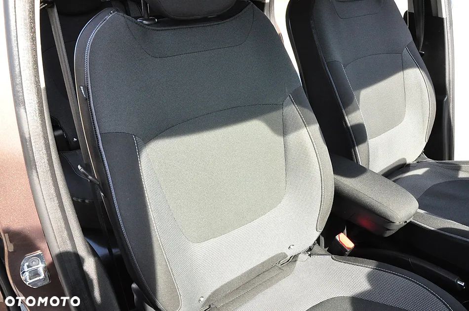 Renault Captur ENERGY TCe 120 EDC Luxe - 34