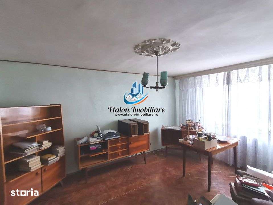 Apartament 2 camere decomandat, etaj 2, Carrefour Precista — fotografia 1