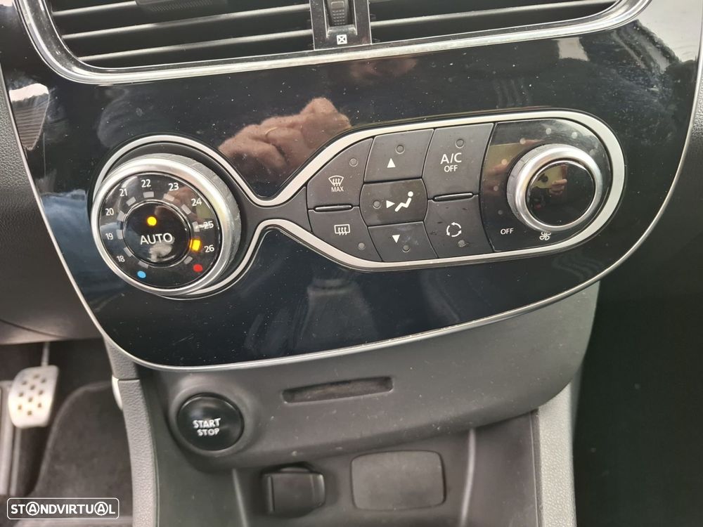 Renault Clio Sport Tourer 0.9 TCe GT Line - 34