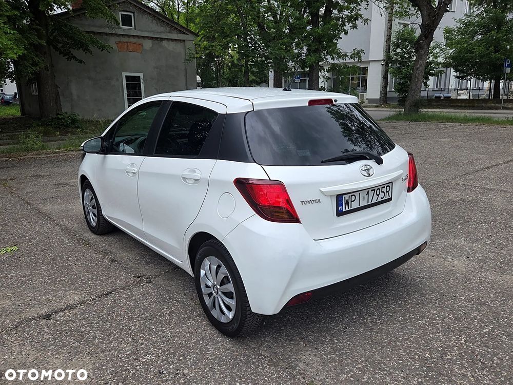 Toyota Yaris 1.33 VVT-i Executive - 5