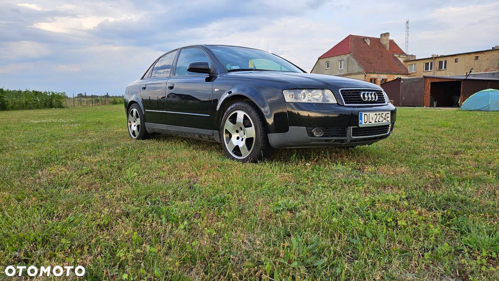Audi A4 Limousine 1.8T - 4