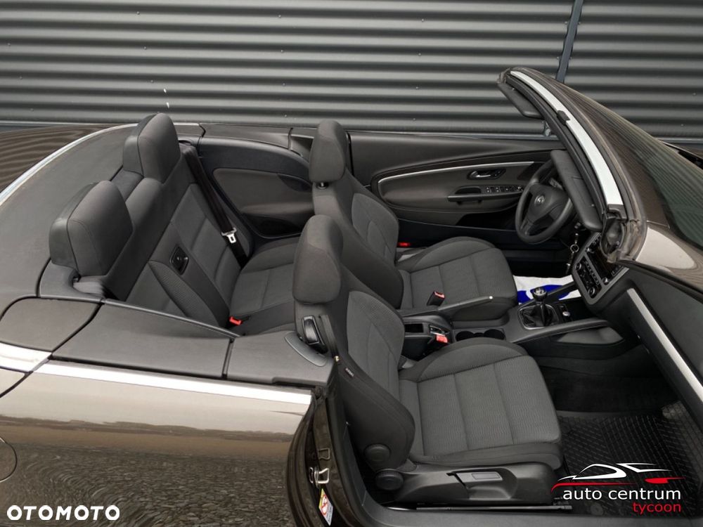Volkswagen Eos - 18