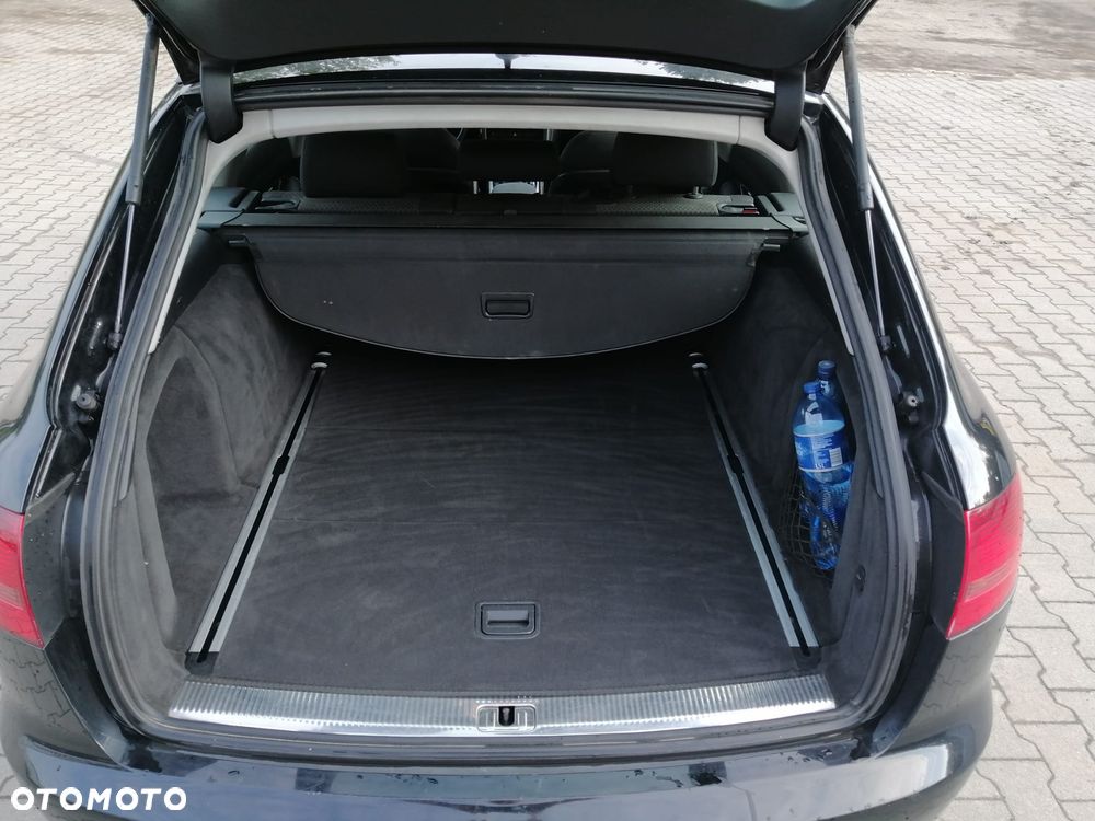 Audi A6 Avant - 8