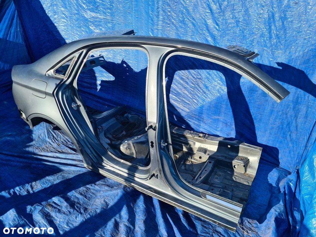 ĆWIARTKA tylna prawa poszycie błotnik AUDI A3 S3 8V 8V5 SEDAN oryginał - 2