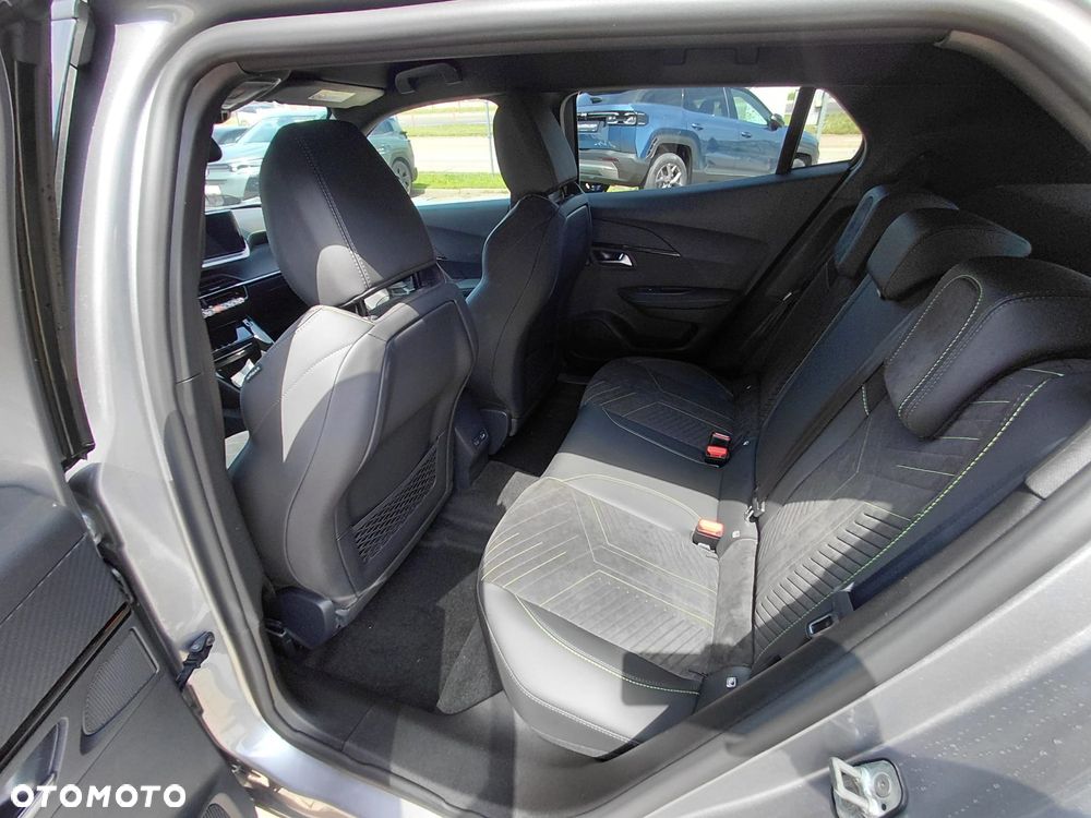 Peugeot 2008 PureTech mHEV GT Exclusive e-DCS6 - 15