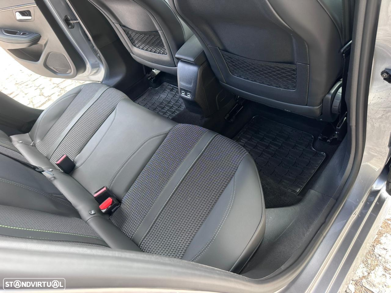 Peugeot 208 Elektromotor 136 Business - 11