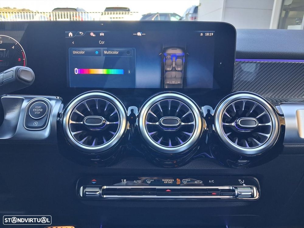 Mercedes-Benz GLB 180 d AMG Line - 22