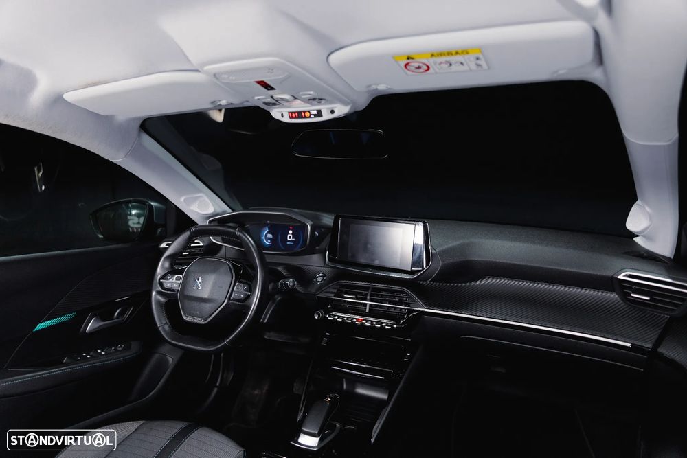 Peugeot e-208 Allure Pack - 11