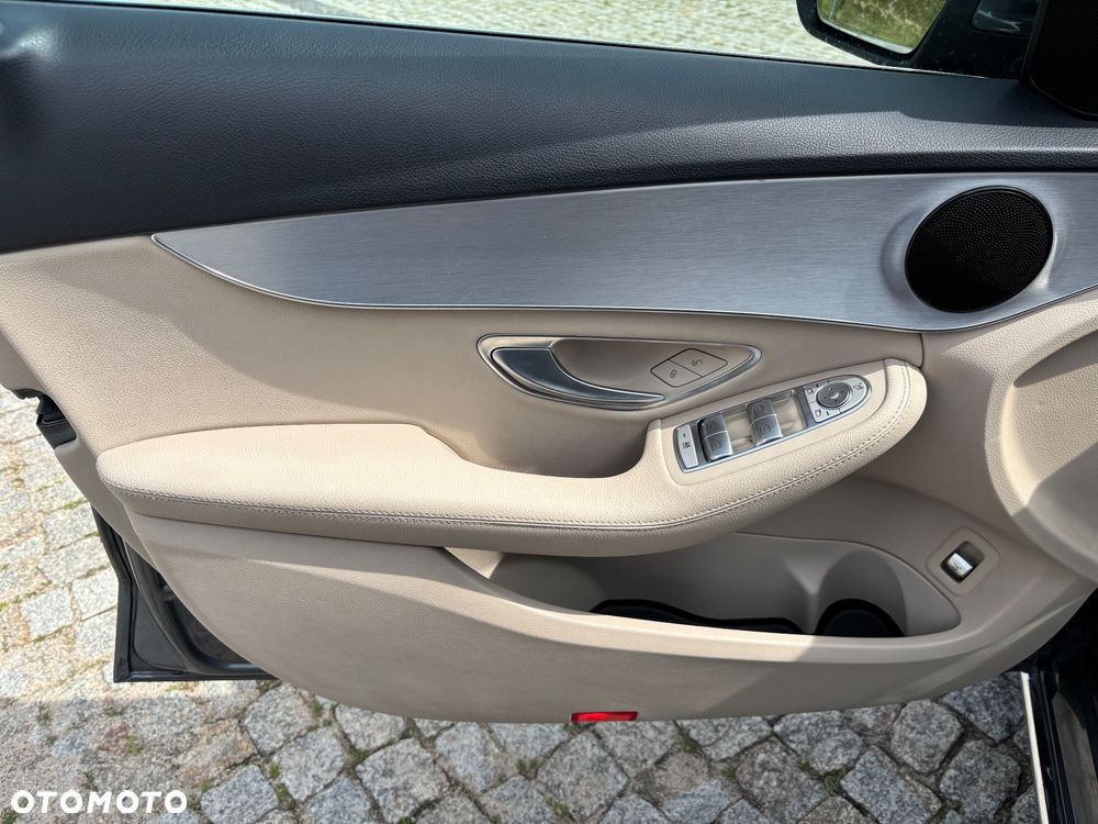 Mercedes-Benz Klasa C 180 (BlueTEC) d Exclusive - 26