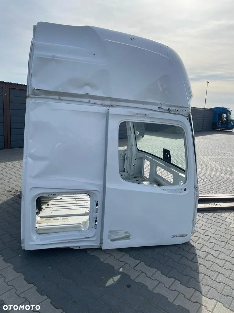 Actros kabina giga Space mp4 mp5 21' - 4