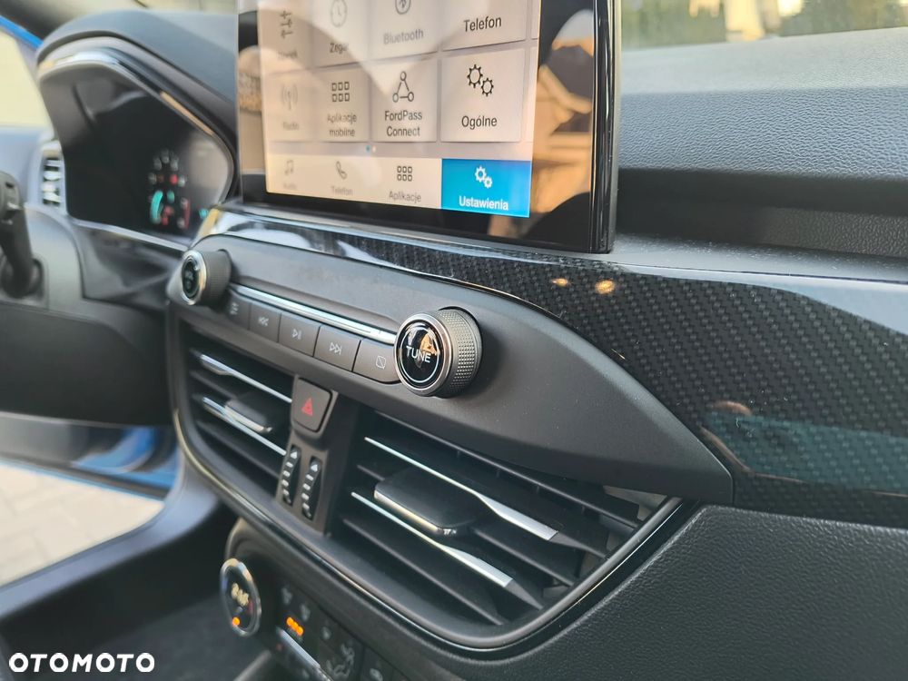 Ford Focus 1.5 EcoBoost ST-Line - 27