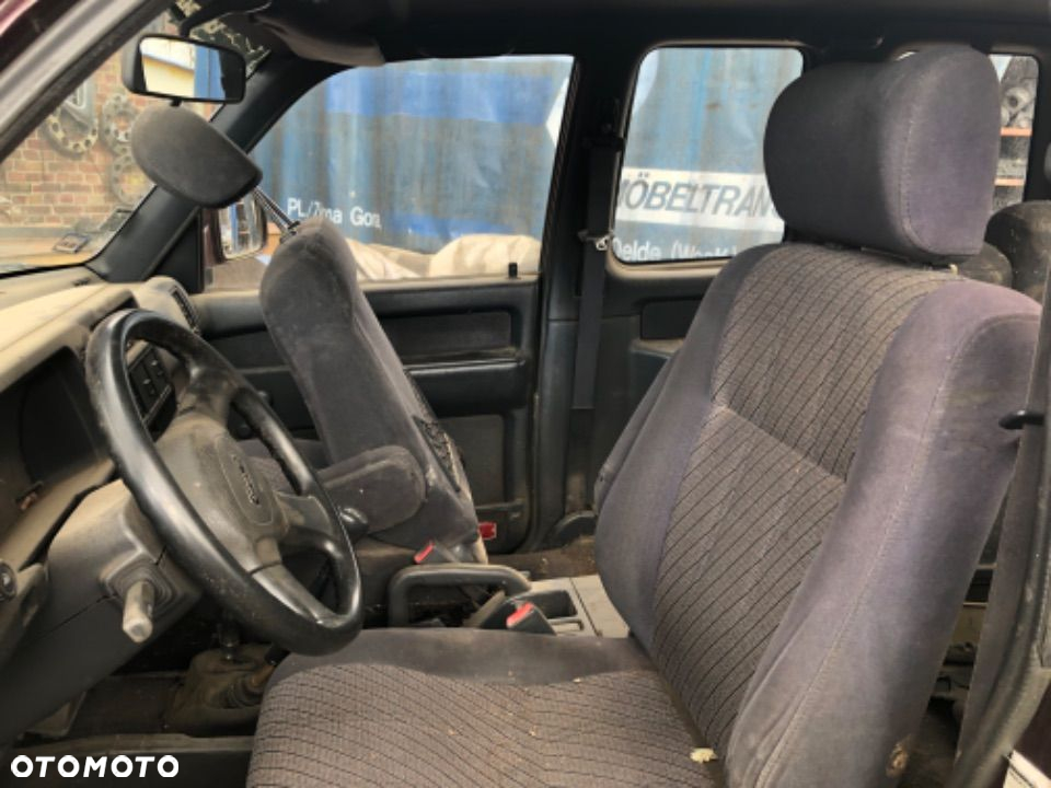 Isuzu trooper 1993r 3.1d na części - 8