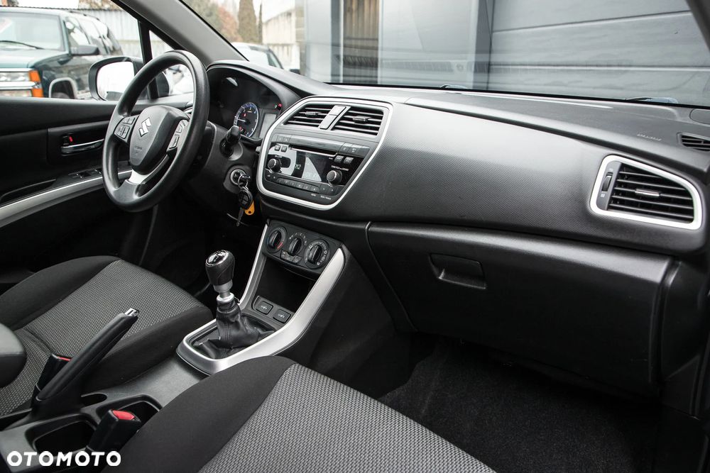 Suzuki SX4 S-Cross 1.6 DDiS 4x2 Comfort - 27