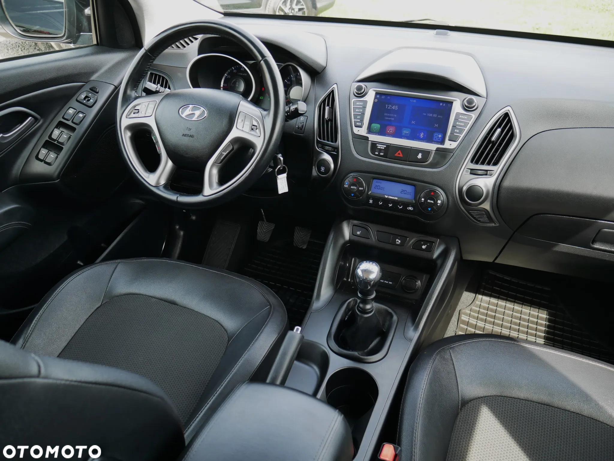 Hyundai ix35 - 24